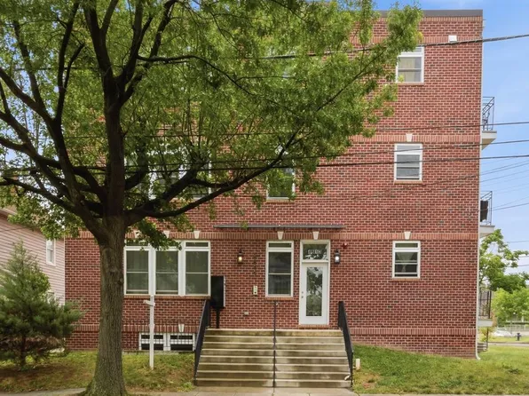 4613 Minnesota Ave NE Unit 2, Washington, DC 20019