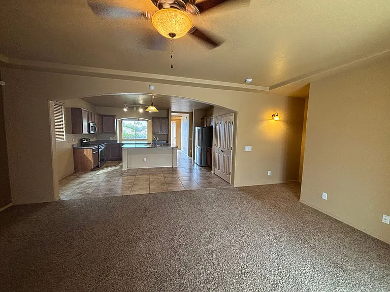 5558 Wilder Dr — Photo 5