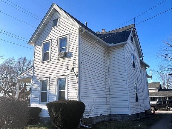 2nd image of 522 W 21st St