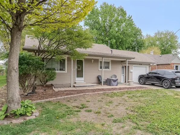 530 Lesperance Rd, Tecumseh, ON N8N 1W4