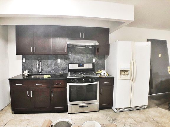 5th image of 8648 17th Ave Floor 2