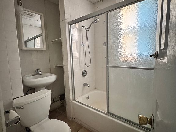 2nd image of 51-53 Holyoke St #1