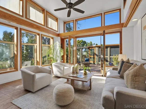 906 Hayes Ave, San Diego, CA 92103