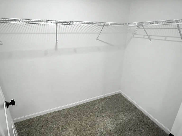 41 Long Bend Dr #14 — Photo 22