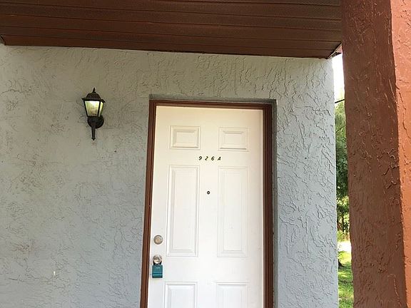 3rd image of 924 Maydell Dr APT A