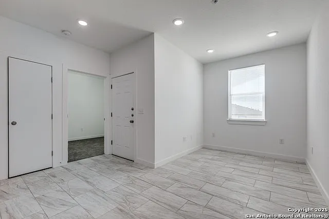 2 bed, 2.0 bath, 791 sqft, $1,095 — Photo 3