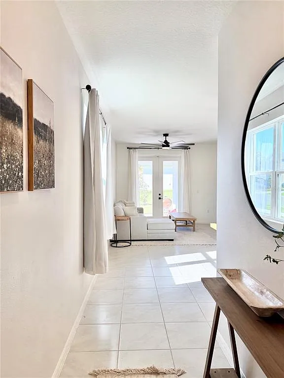 3 bed, 2.0 bath, 1506 sqft, $2,000 — Photo 2