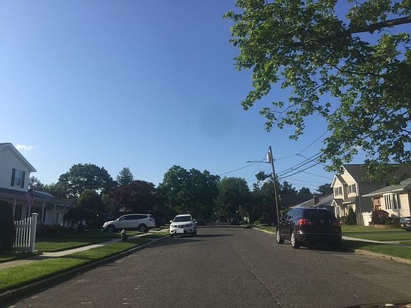 5th image of 2531 Foxdale Ave
