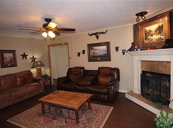 5th image of 1217 Tanager Ln