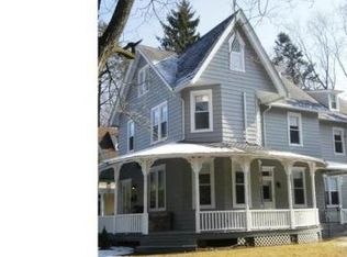 132 E Central Ave #B, Moorestown, NJ 08057
