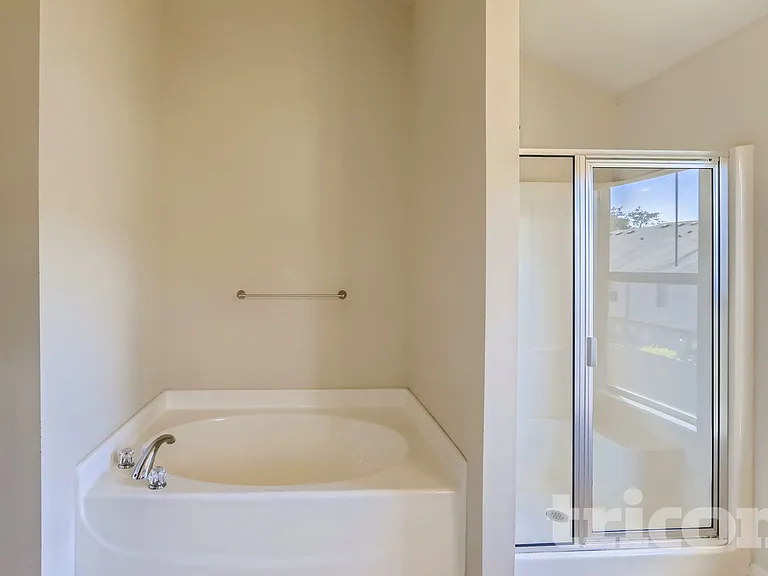 281 Oakland Hills Way — Photo 10