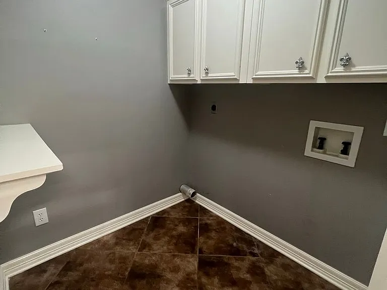 106 Hanging Moss Ln — Photo 13