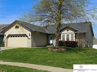 8302 Potter St, Omaha, NE 68122