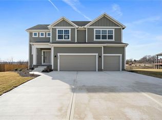 1905 SW Merryman Dr, Lees Summit, MO 64082