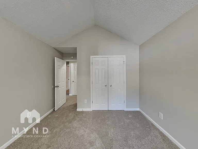 6437 Phillips Ct — Photo 25