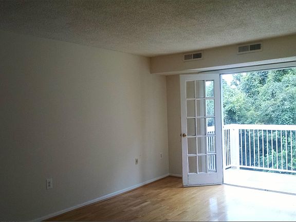 4th image of 3811 Swann Rd APT 203