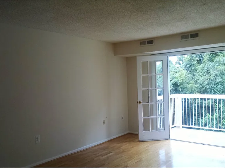 3811 Swann Rd #203 — Photo 4