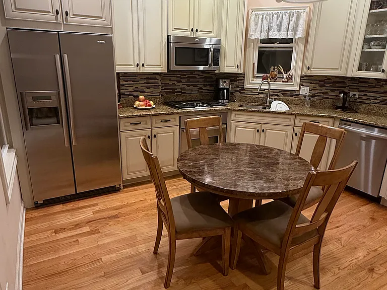 2435 W Rice St #2 — Photo 20