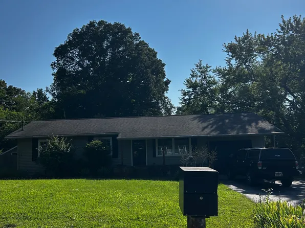 (undisclosed Address), Knoxville, TN 37917