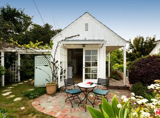 2171 Cedarhurst Dr, Los Angeles, CA 90027