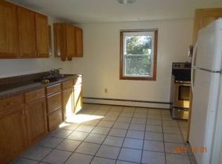 1 Hamel Ave APT 3, Allenstown, NH 03275