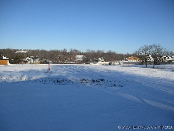 4th image of W 71st St S