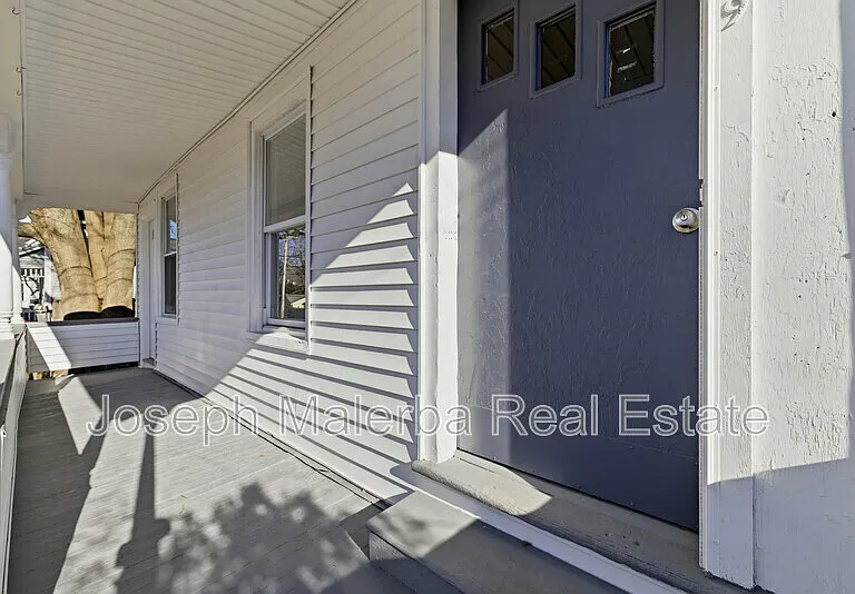 159 Connecticut Ave — Photo 19