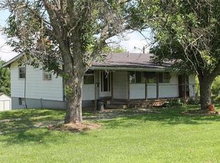 39205 E 343rd St, Creighton, MO 64739