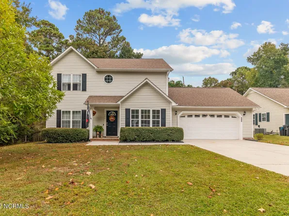 240 Derby Downs Dr, Sneads Ferry, NC 28460