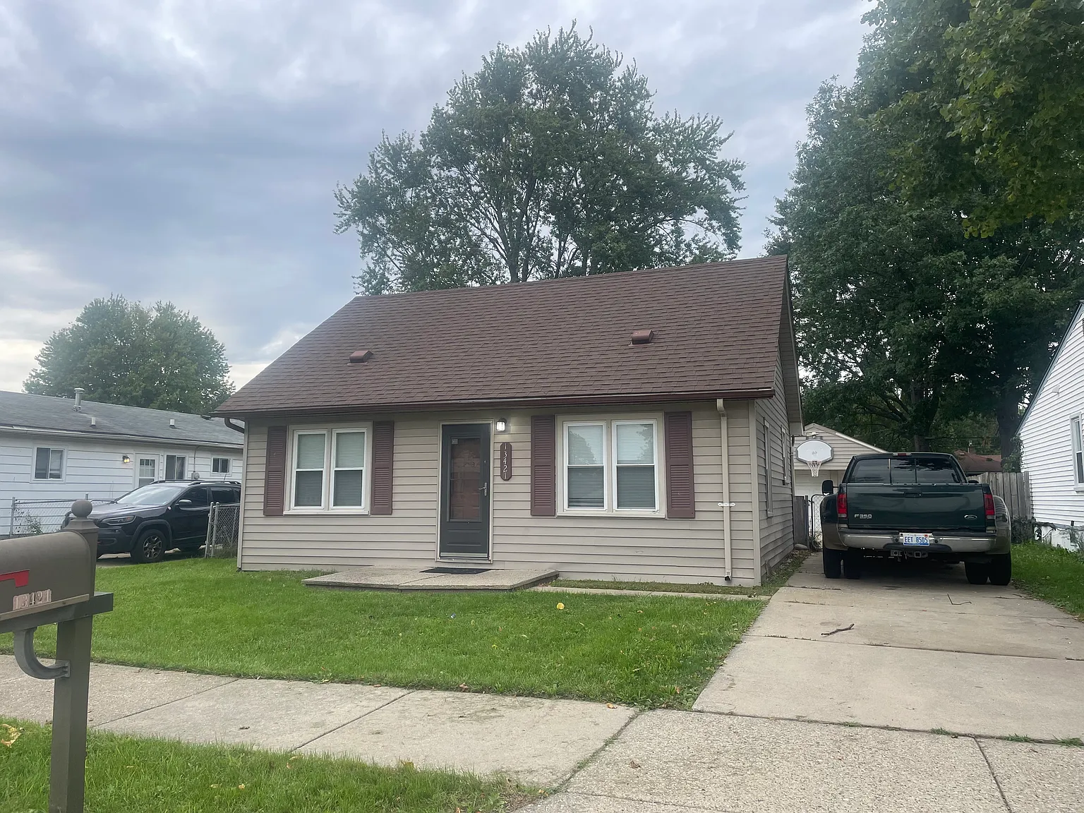 3 bed, 1136 sqft, $1,400 — Photo 2