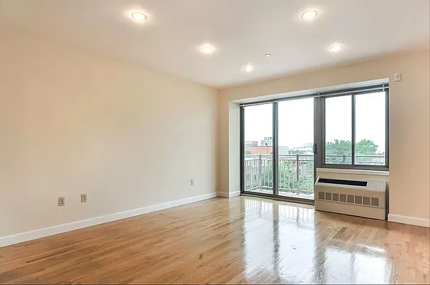 Rented by Compass | media 3