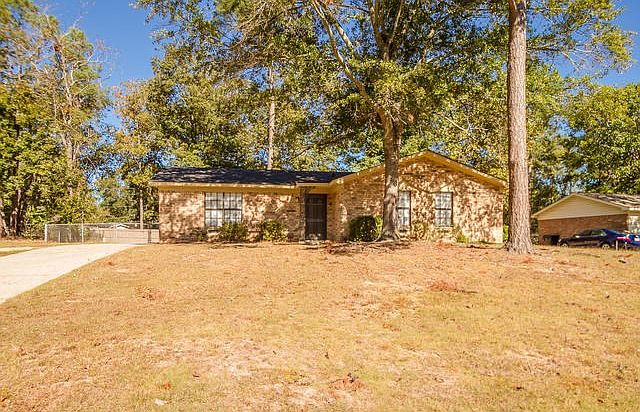 1st image of 347 Park Way Ct W
