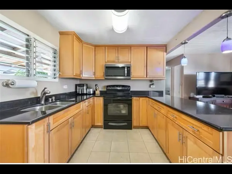 3649 Puuku Mauka Dr #A — Photo 10