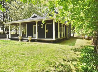 (Undisclosed Address), Housatonic, MA 01236