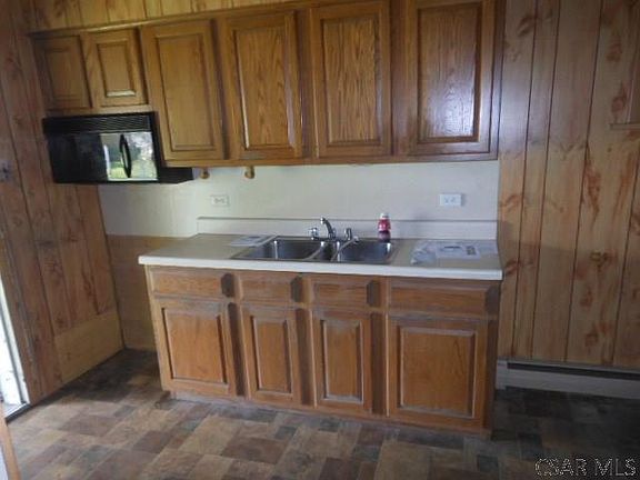 4th image of 78 Maple Ave