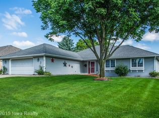 2117 Ridgewood Dr, Altoona, IA 50009
