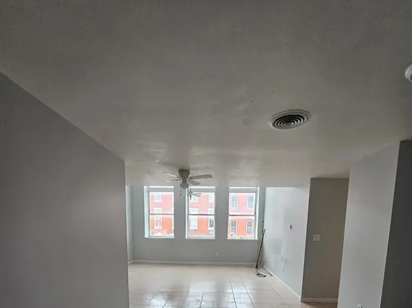 18 S 3rd St, Reading, PA 19602