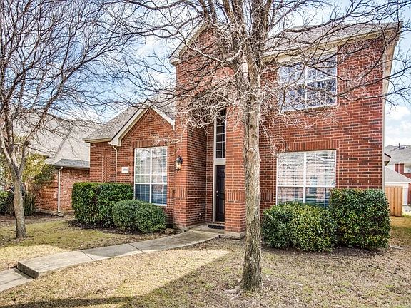 2nd image of 1706 Broadmoor Dr