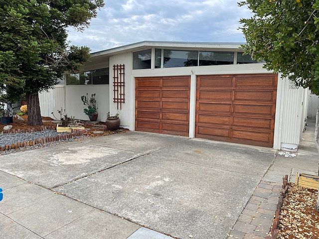 1st image of 1620 Celeste Dr