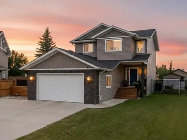 1 E Churchill Pl, Blackfalds, AB T4M 0B6