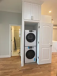 Rented by Hudson Exclusive Inc