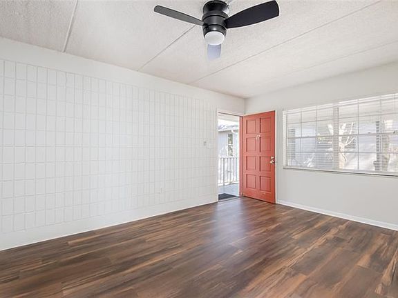 4th image of 3211 W De Leon St APT 16
