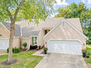 12212 Grant Ln, Overland Park, KS 66213