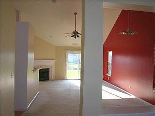 5th image of 7354 Sycamore Run Dr