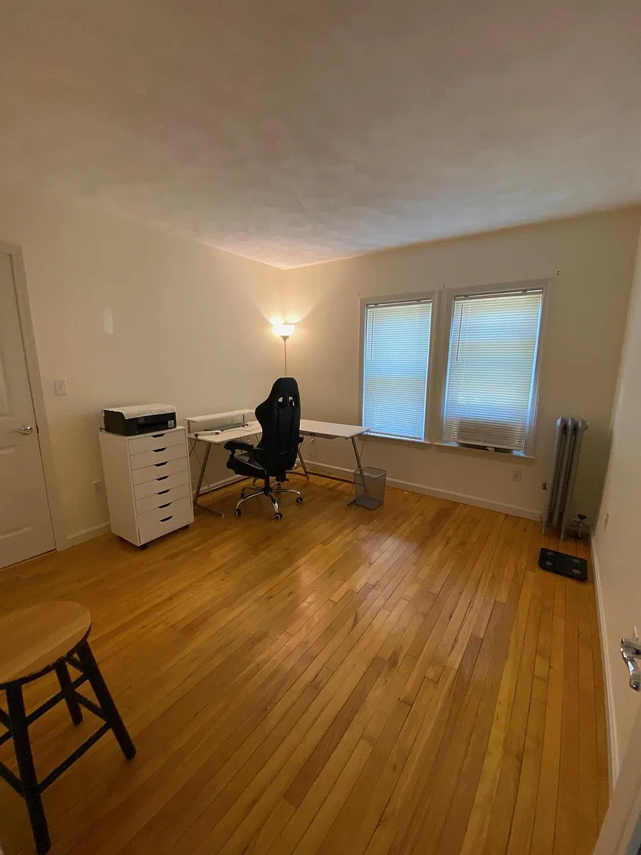 Building Photo - 55 Farragut Ave #2