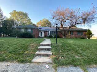 200 Stelle Ave, Plainfield, NJ 07060