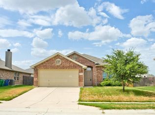 12910 Carpenter Ln, Rhome, TX 76078