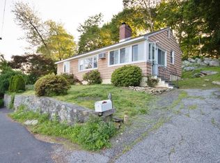 23 Sycamore Rd, Mahopac, NY 10541