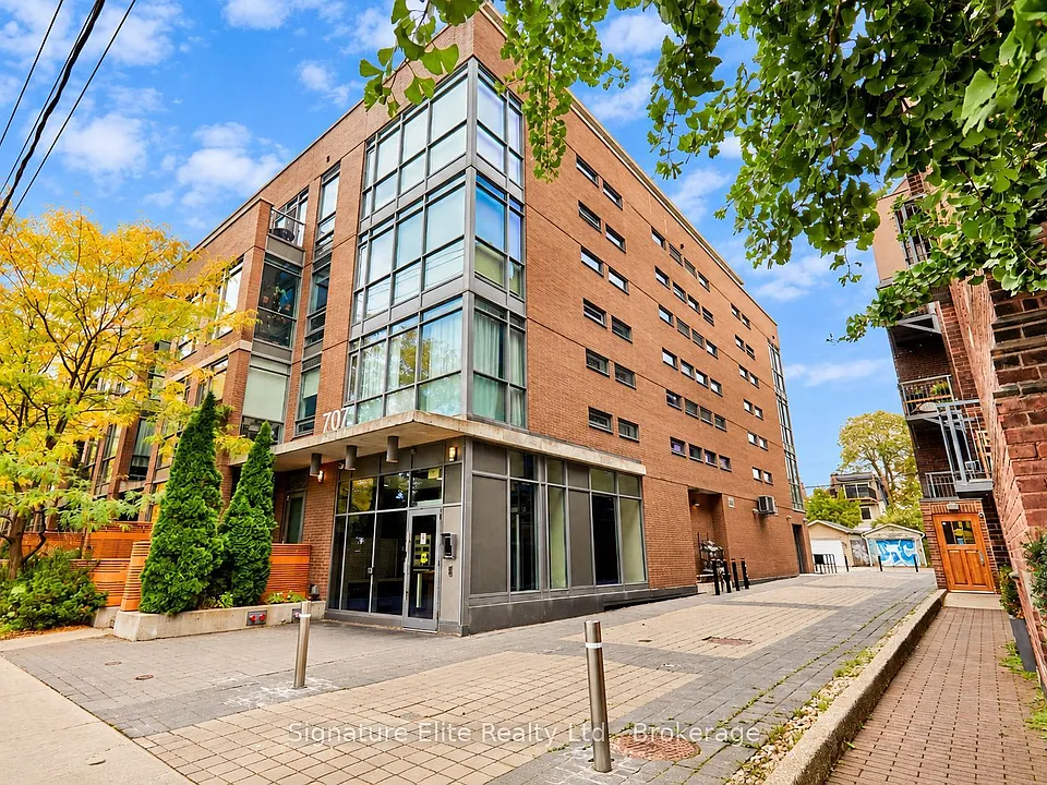 707 Dovercourt Rd #203