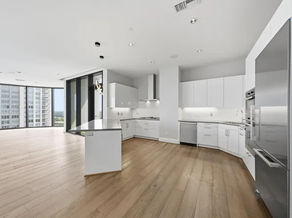 1409 Post Oak Blvd Unit 1602, Houston, TX 77056